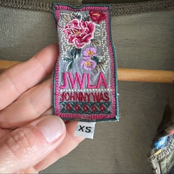 Johnny Was Camo Green Rina Raglan Hoodie Jacket - Picture 4 of 13